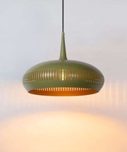 SY1335-GN Green Pendant Light – Modern Elegance with a Bold Color Accent
