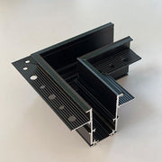 LUZ-BH30 Horizontal Corner Connector – For Recessed Magnetic Track RB302