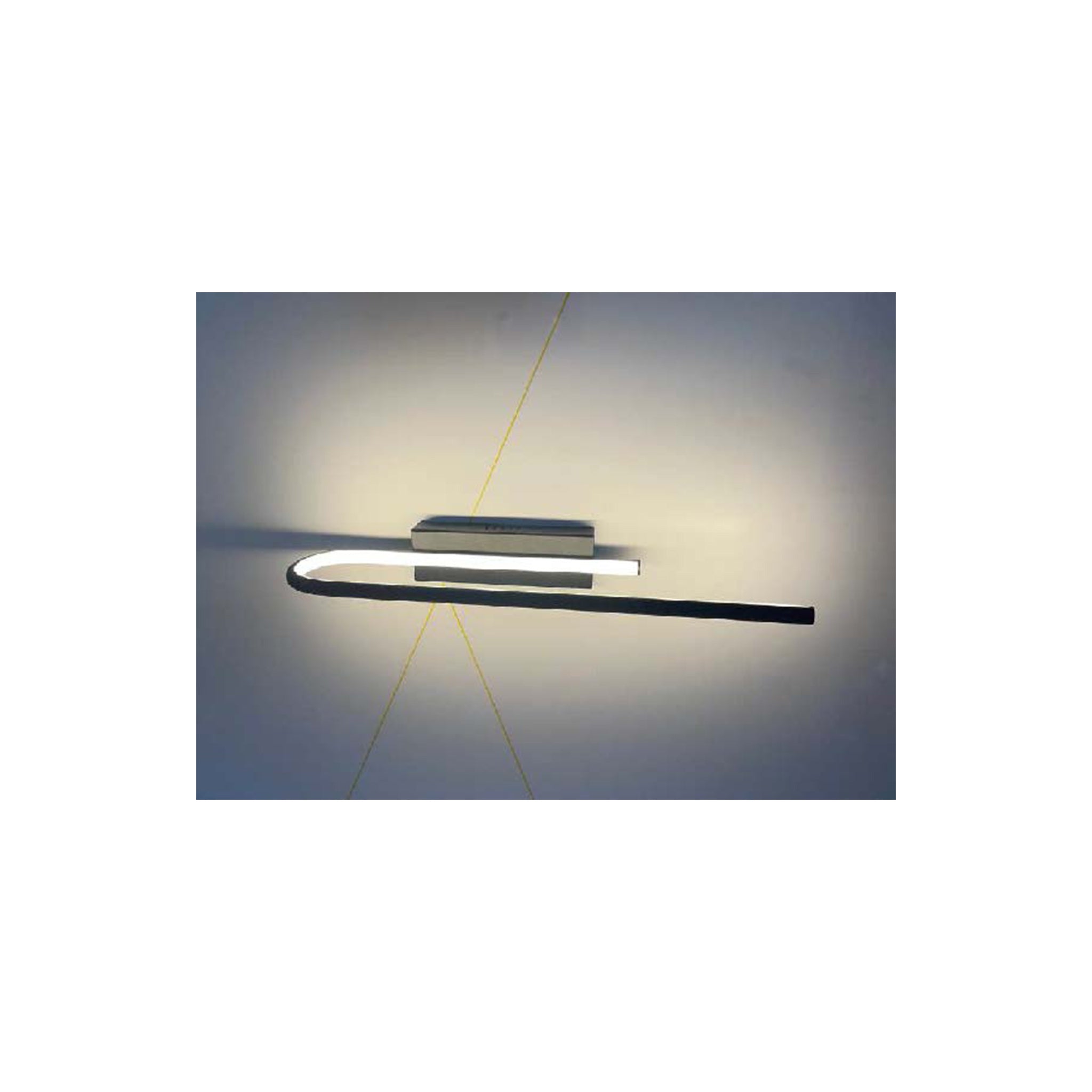 MB210905-1A 13W 3000K Black or White Wall Lamp – Minimalist Accent Light with Warm LED Glow