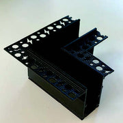 LUZ-RH20 Horizontal Corner Connector – For Recessed Magnetic Track RA202 (Black or White)