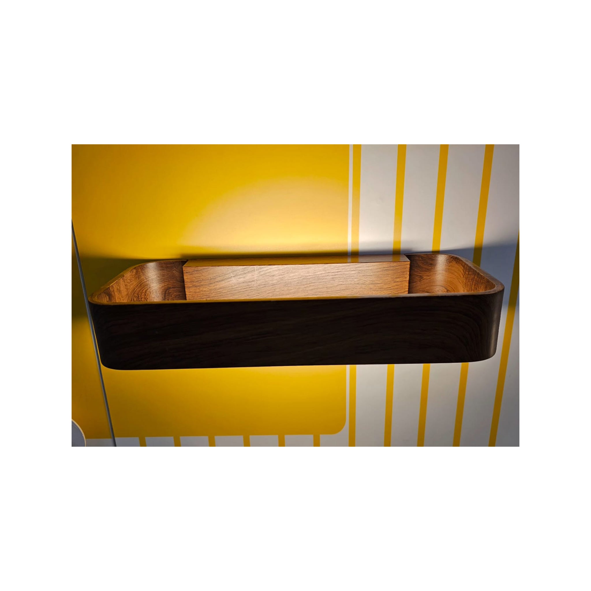 CAP-2032 Wooden 12W 2700K LED Wall Lamp – Elegant & Warm Lighting