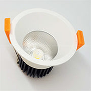 LUZ-TRA08-R5 5W COB Round Spot LED – 3000K Warm White | Compact Recessed Light